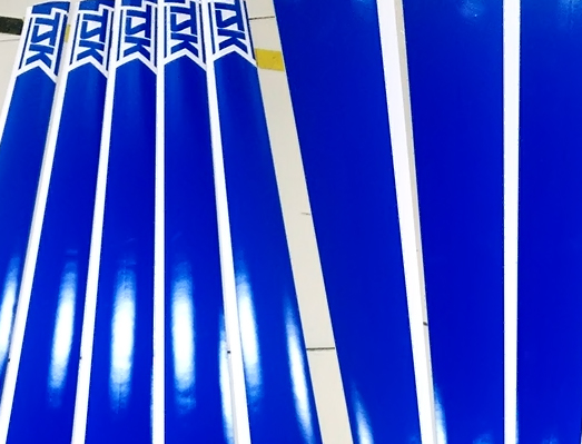 超長(zhǎng)PVC品牌標(biāo)貼